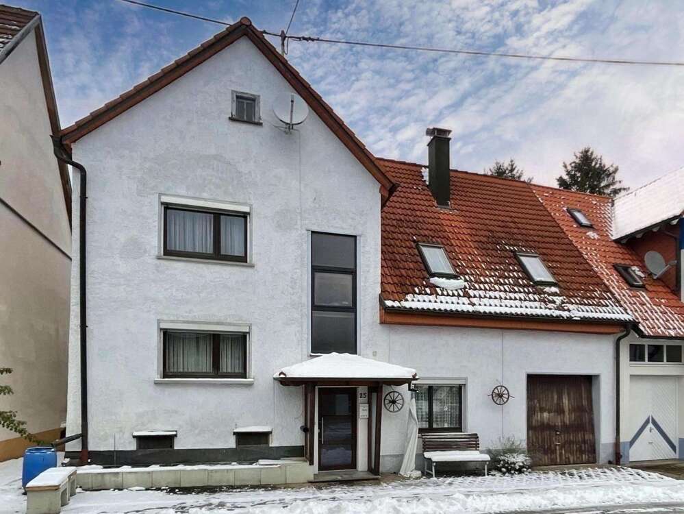 Thumbnail-Haus zum Kaufen in Schömberg 225.000,00 € 180 m²