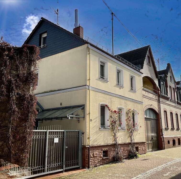 Thumbnail-Haus zum Kaufen in Wiesbaden 525.000,00 € 122 m²