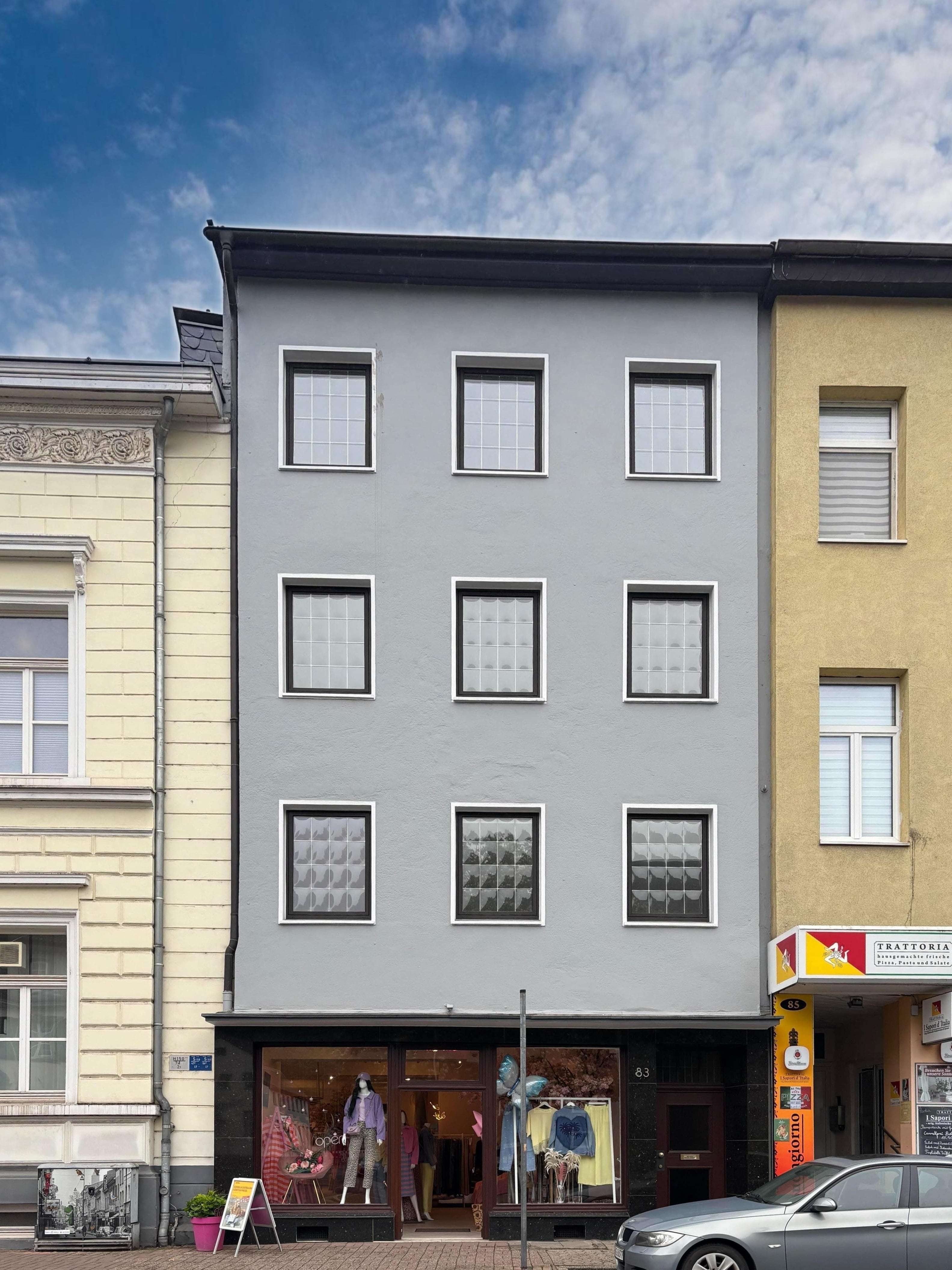 Thumbnail-Haus zum Kaufen in Krefeld 650.000,00 € 262 m²