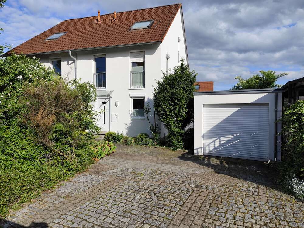 Thumbnail-Haus zum Kaufen in Herrenberg 749.000,00 € 160 m²