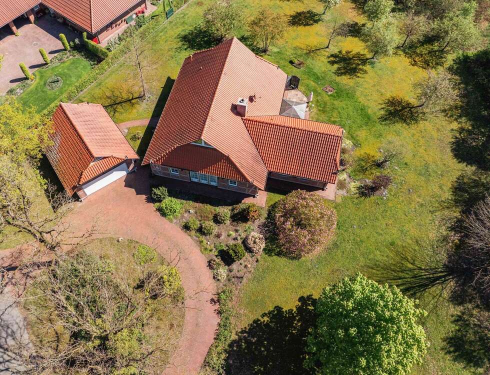 Thumbnail-Haus zum Kaufen in Bad Zwischenahn Ohrwege 720.000,00 € 175.12 m²