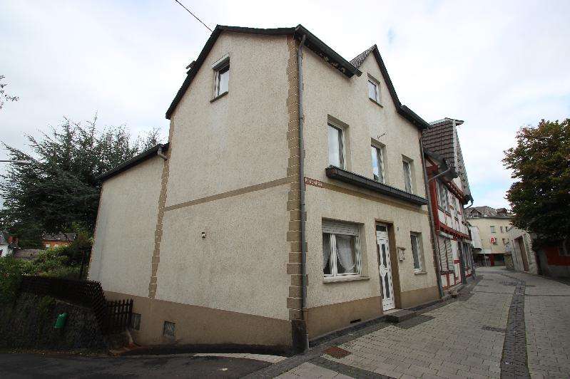 Thumbnail-Haus zum Kaufen in Linz 240.000,00 € 200 m²