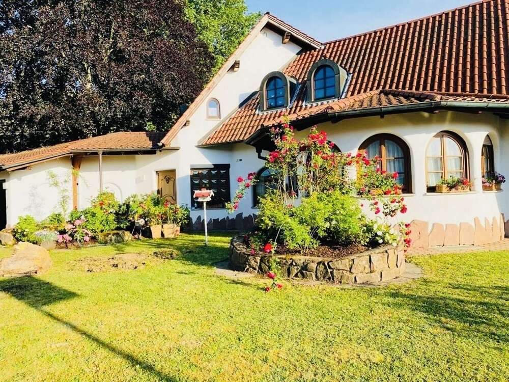 Thumbnail-Haus zum Kaufen in Endingen am Kaiserstuhl 1.350.000,00 € 699 m²