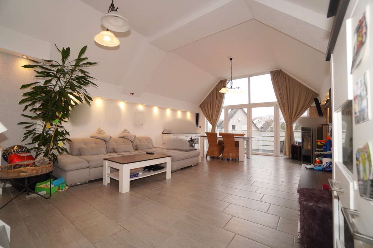 Thumbnail-Haus zum Kaufen in Bielefeld Quelle 599.000,00 € 203 m²
