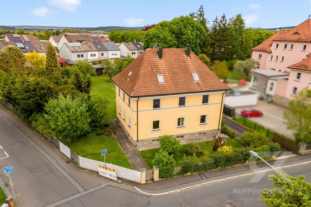 Thumbnail-Haus zum Kaufen in Mitterteich 319.000,00 € 200 m²
