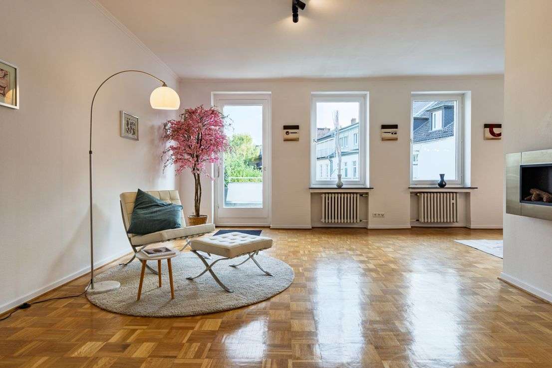 Thumbnail-Haus zum Mieten in Düsseldorf 6.000,00 € 323 m²