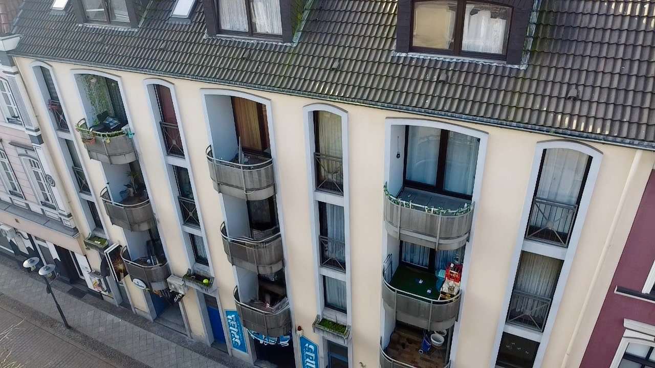 Thumbnail-Haus zum Kaufen in Krefeld 1.590.000,00 € 922.48 m²