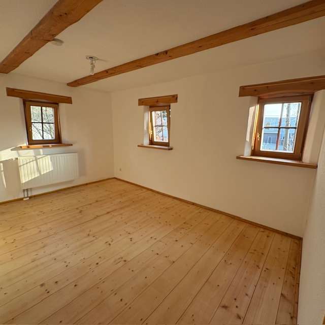 Thumbnail-Wohnung zum Mieten in Zwickau 590,00 € 76.14 m²