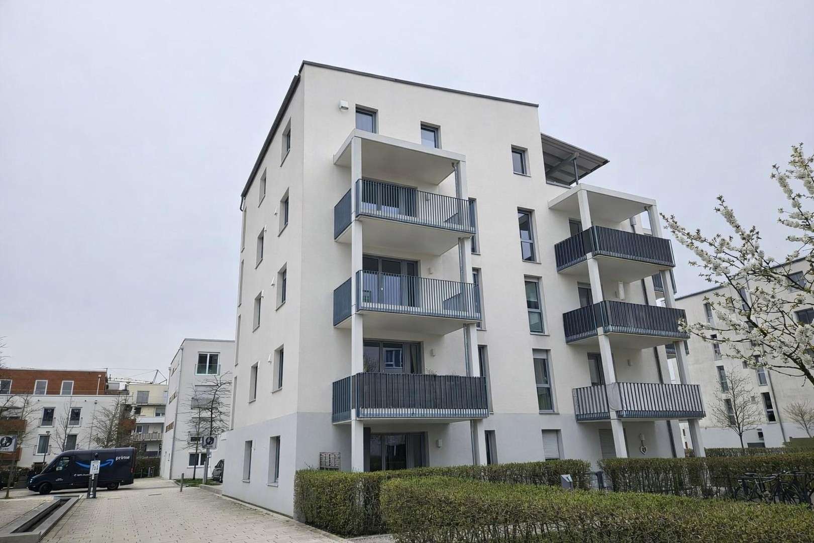 Thumbnail-Wohnung zum Kaufen in Unterschleißheim 472.000,00 € 60.5 m²