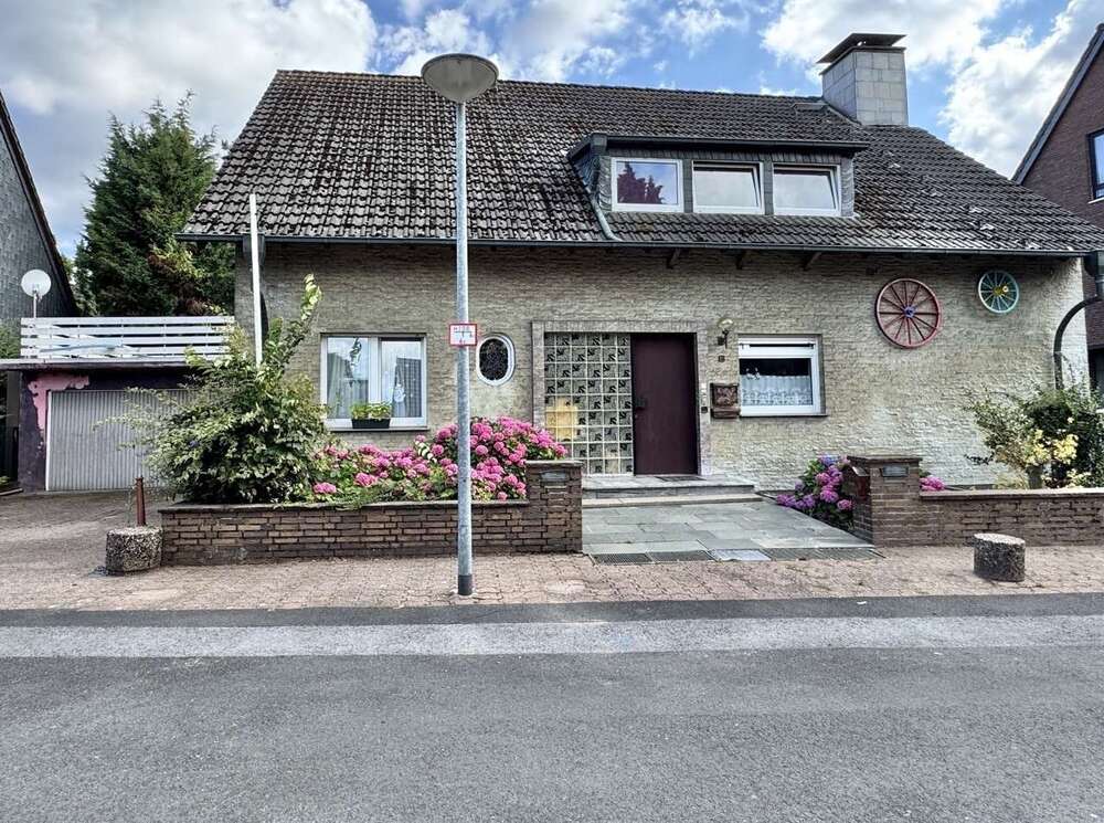 Thumbnail-Haus zum Kaufen in Rheinberg 450.000,00 € 221 m²