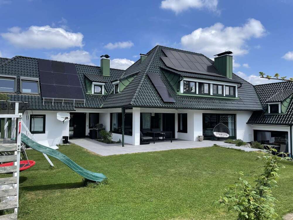 Thumbnail-Haus zum Kaufen in Dietenheim 1.450.000,00 € 401 m²