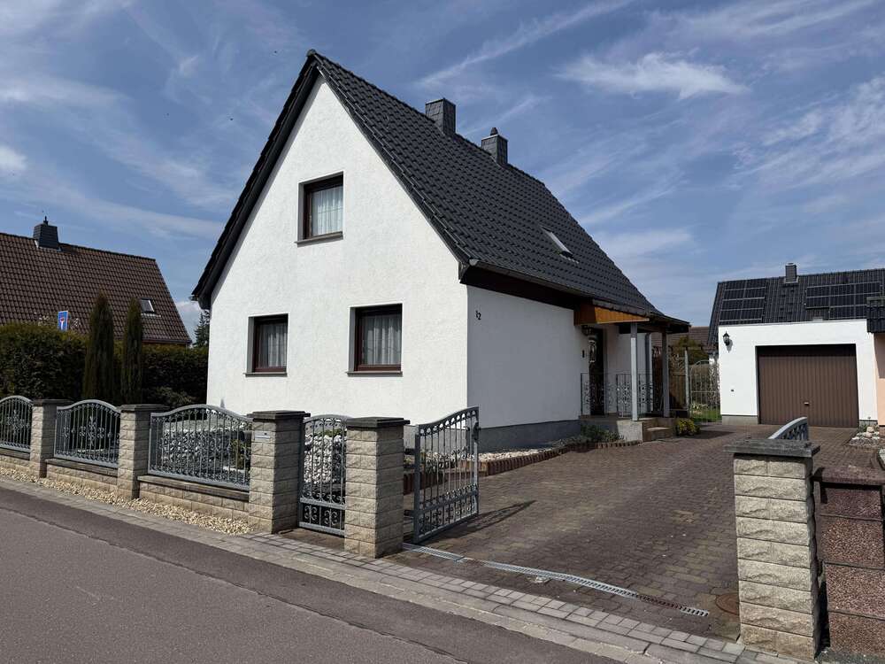 Thumbnail-Haus zum Kaufen in Aken 140.000,00 € 90 m²