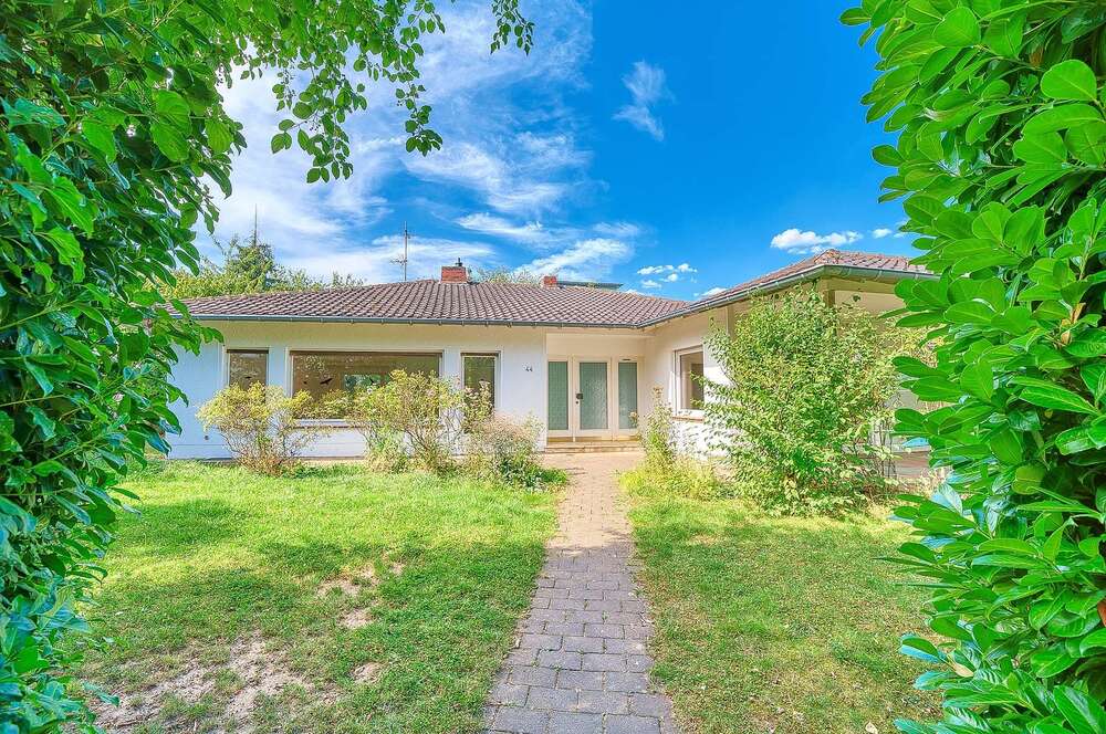 Thumbnail-Haus zum Kaufen in Bonn - Bad Godesberg 649.000,00 € 180 m²