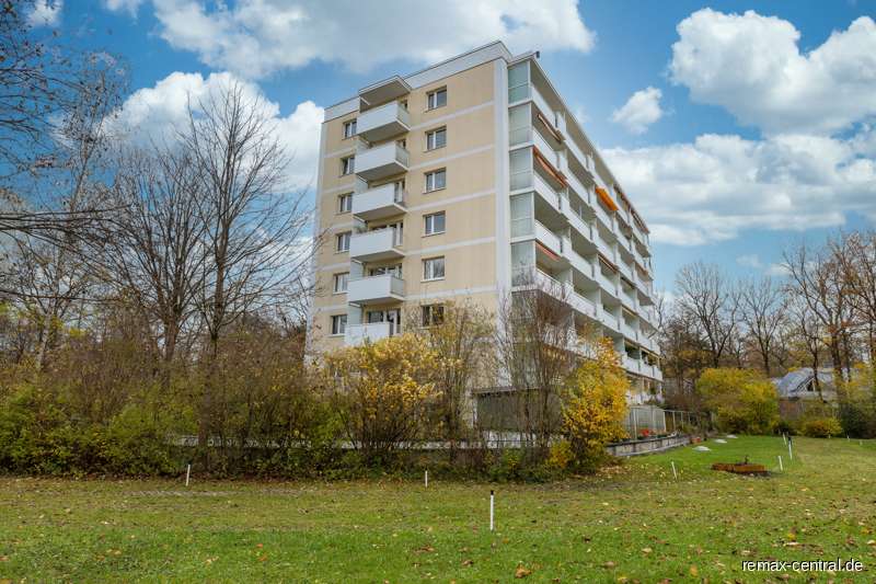 Thumbnail-Wohnung zum Kaufen in München 450.000,00 € 58 m²