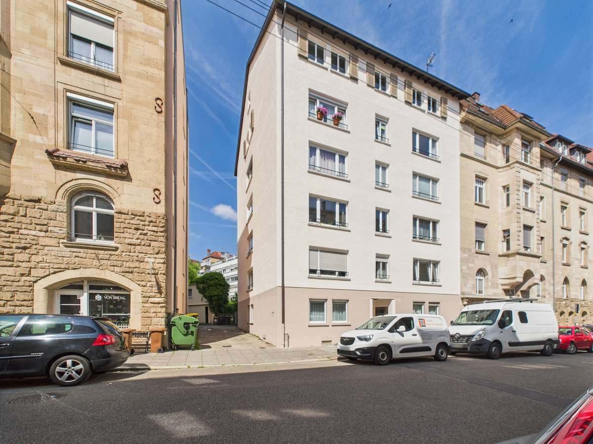 Thumbnail-Wohnung zum Kaufen in Stuttgart-West 330.000,00 € 65.7 m²