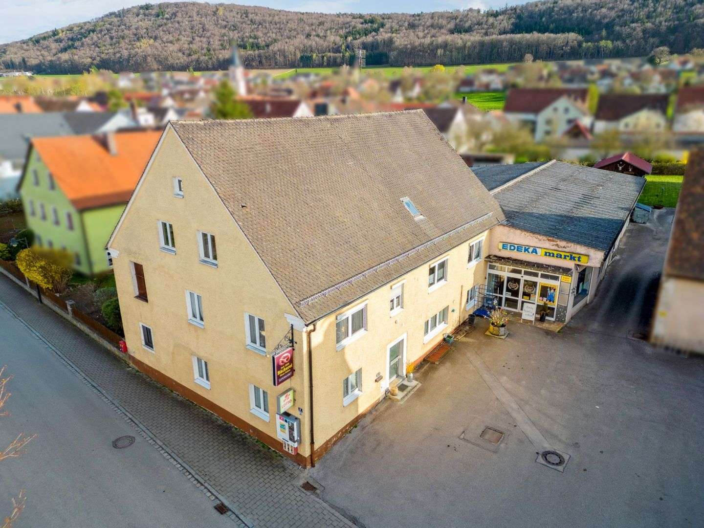 Thumbnail-Haus zum Kaufen in Treuchtlingen 449.000,00 € 303.12 m²