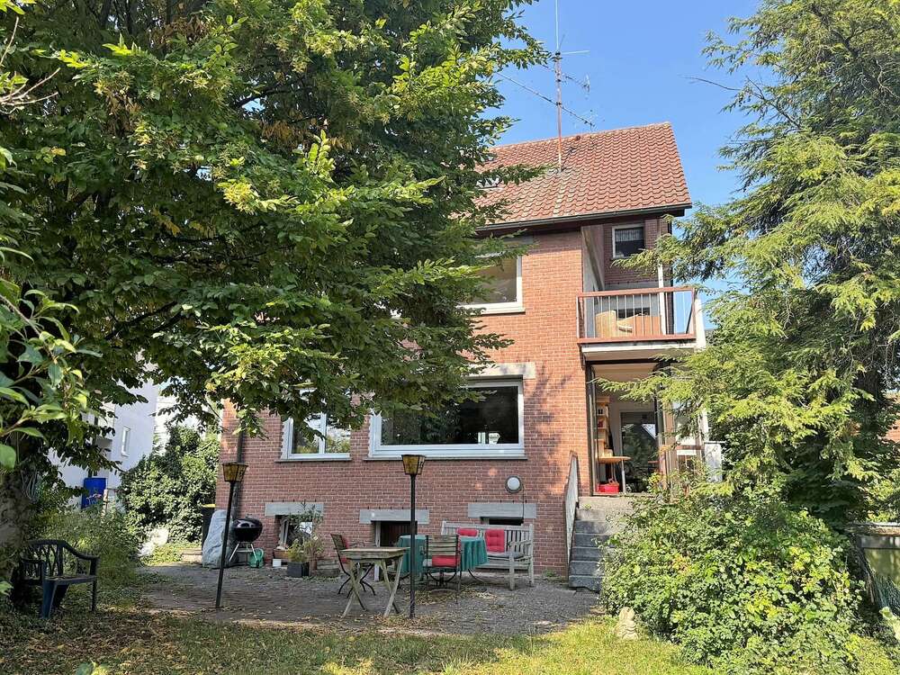 Thumbnail-Haus zum Kaufen in Esslingen am Neckar 835.000,00 € 160 m²