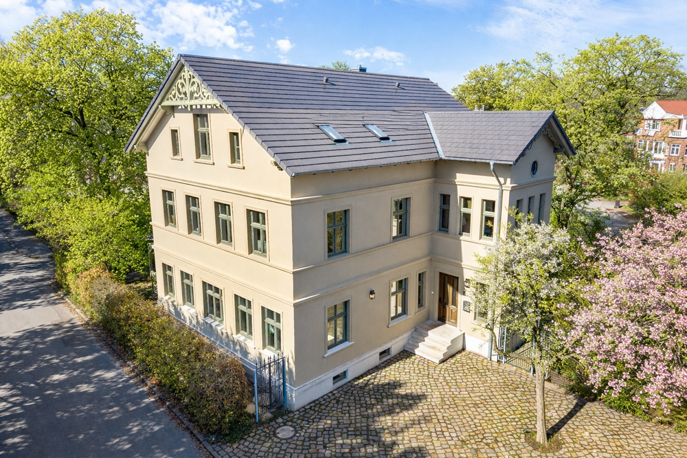 Thumbnail-Haus zum Kaufen in Hamburg 3.850.000,00 € 380.16 m²