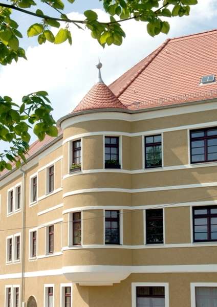 Thumbnail-Wohnung zum Mieten in Halle 523,00 € 62.24 m²