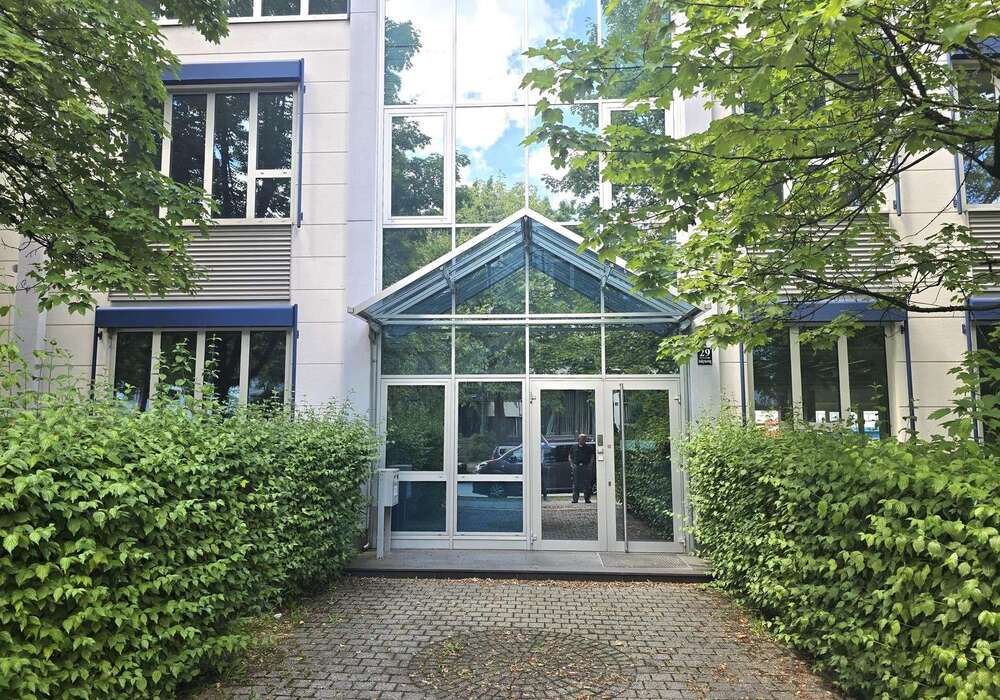 Thumbnail-Büro in München 13.585,00 € 1045 m²