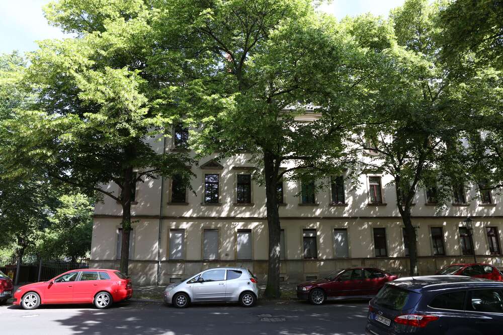 Thumbnail-Wohnung zum Kaufen in Dresden 135.000,00 € 58 m²