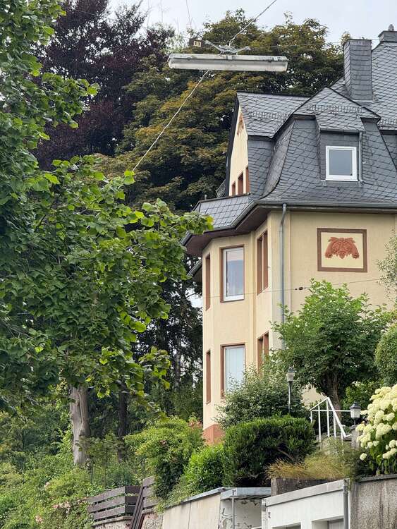 Thumbnail-Haus zum Kaufen in Siegen 600.000,00 € 252 m²