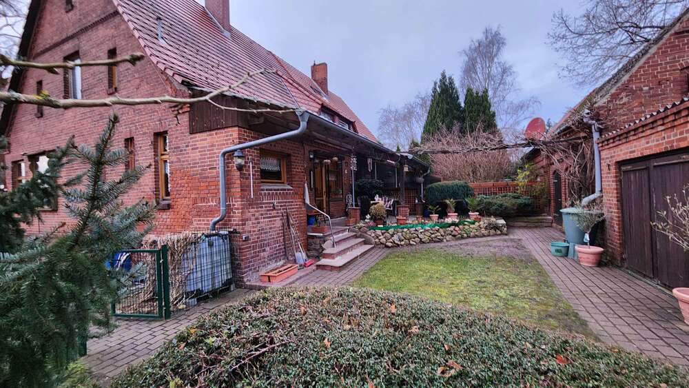 Thumbnail-Haus zum Kaufen in Genthin 138.900,00 € 180 m²