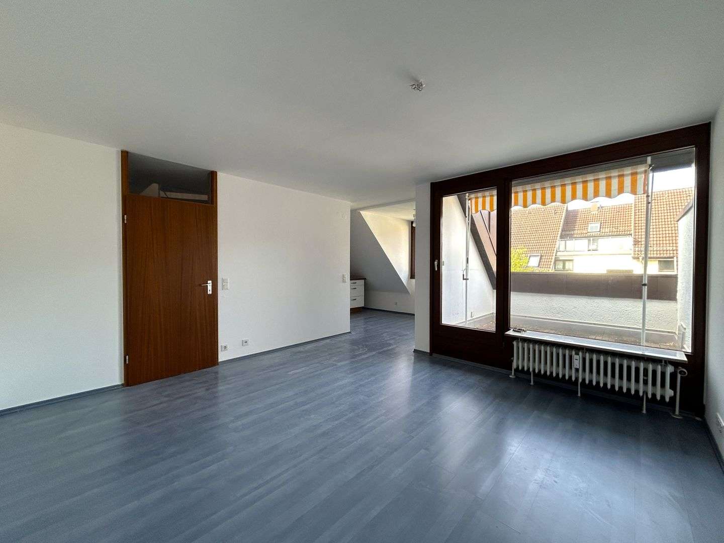 Thumbnail-Wohnung zum Kaufen in Stuttgart 250.000,00 € 56 m²