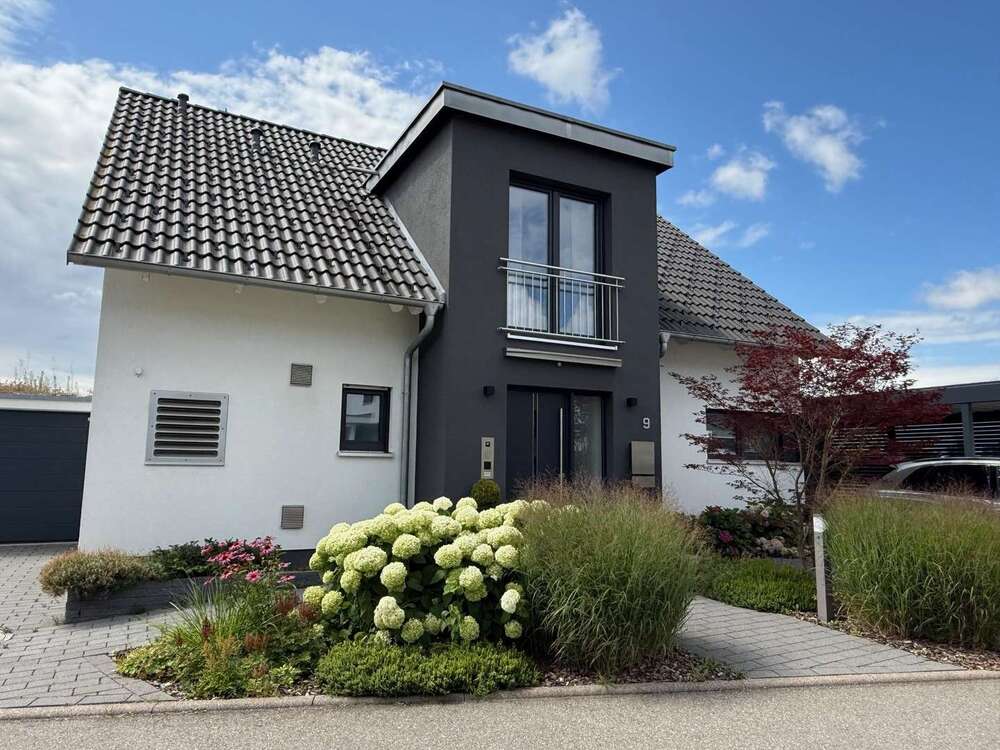 Thumbnail-Haus zum Kaufen in Herrenberg 1.299.000,00 € 150 m²