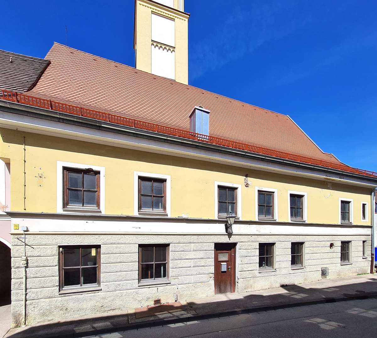 Thumbnail-Haus zum Kaufen in Mindelheim 365.000,00 € 356 m²