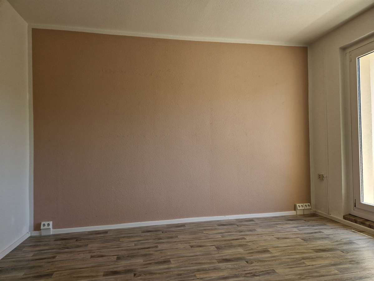 Thumbnail-Wohnung zum Mieten in Glauchau 330,00 € 54.6 m²