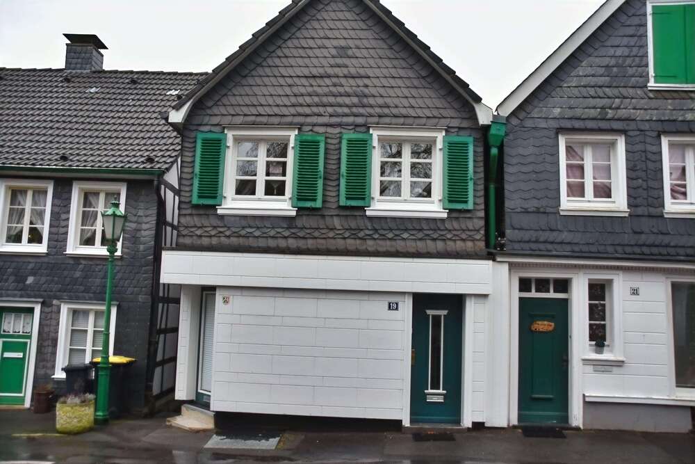 Thumbnail-Haus zum Kaufen in Wuppertal 205.000,00 € 130 m²