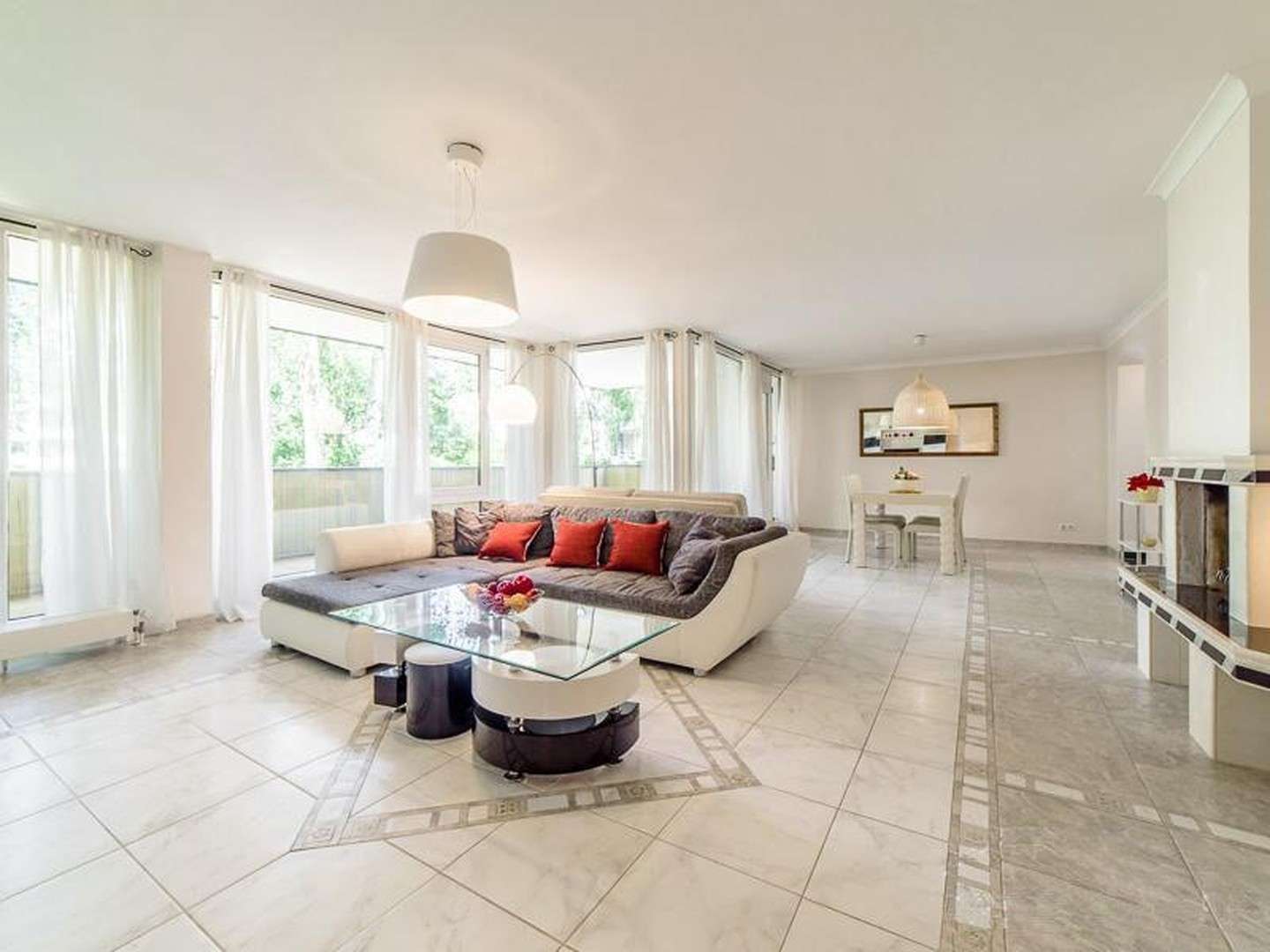 Thumbnail-Wohnung zum Mieten in Hamburg 3.690,00 € 149 m²