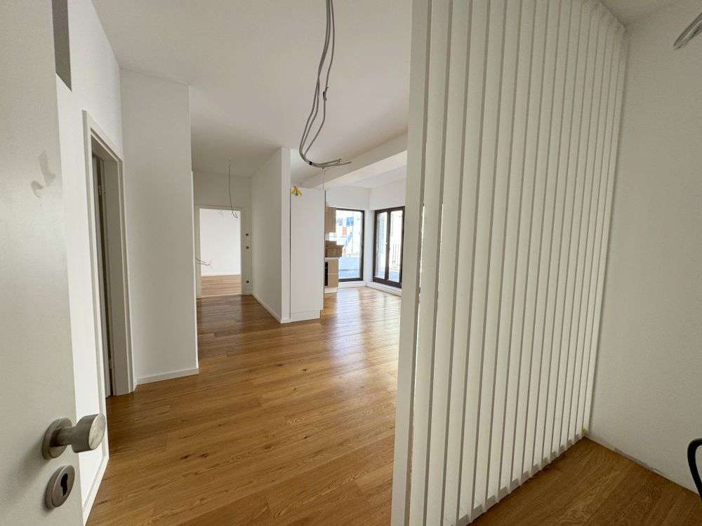 Thumbnail-Wohnung zum Mieten in Wiesbaden 2.140,00 € 107 m²
