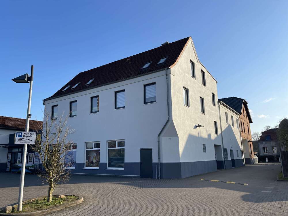 Thumbnail-Wohnung zum Mieten in Neustadt-Glewe 399,00 € 70 m²