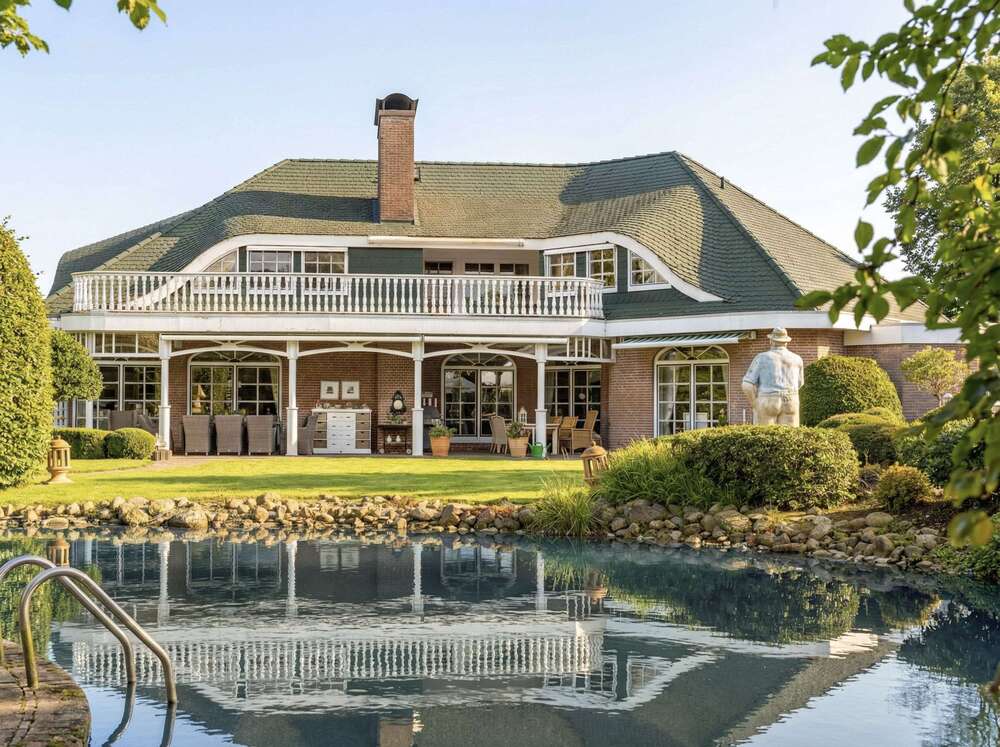 Thumbnail-Haus zum Kaufen in Schiffdorf 999.000,00 € 290 m²