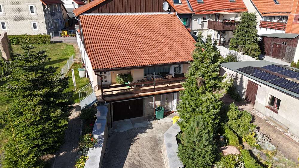 Thumbnail-Haus zum Kaufen in Blankenburg OT Hüttenrode 89.000,00 € 135 m²