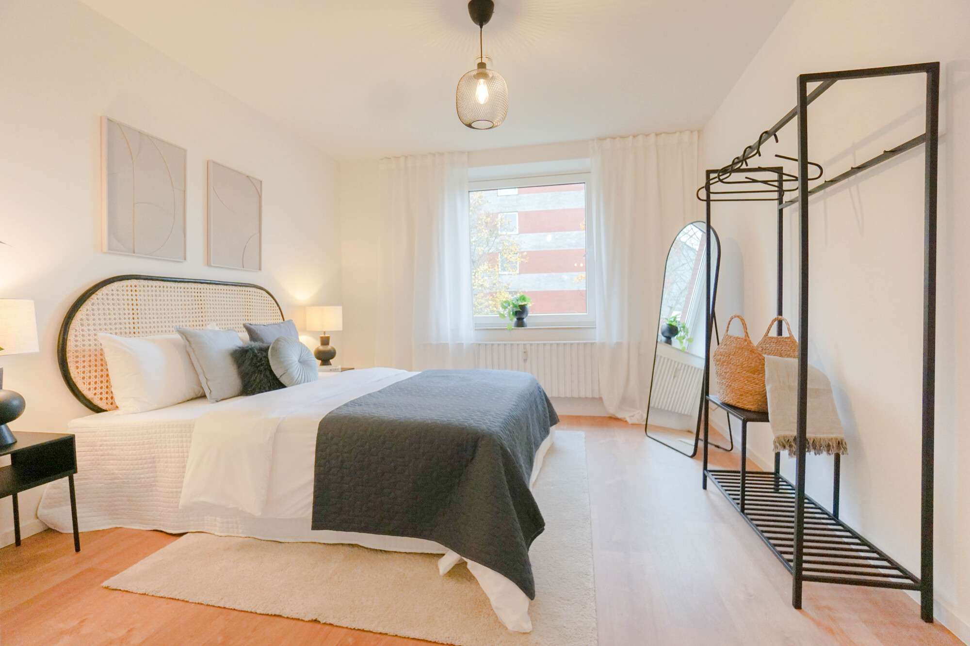 Thumbnail-Wohnung zum Kaufen in Emden 80.000,00 € 70.65 m²