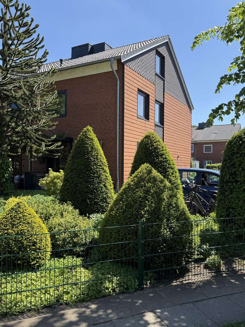 Thumbnail-Haus zum Mieten in Norderstedt 1.900,00 € 115 m²