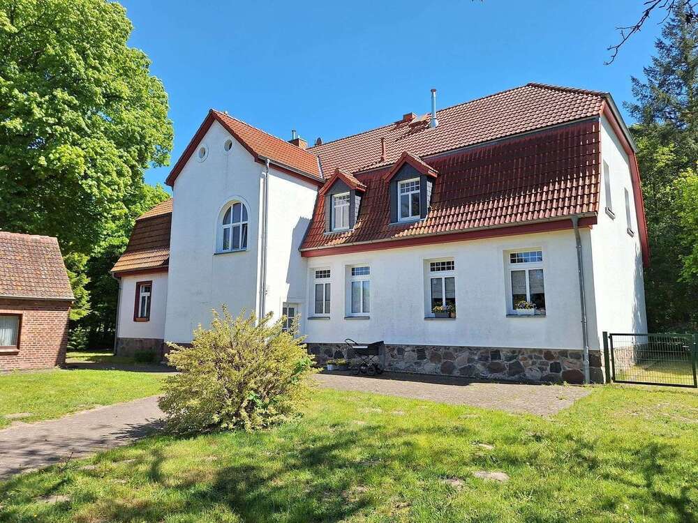 Thumbnail-Wohnung zum Mieten in Lühmannsdorf 550,00 € 75.98 m²