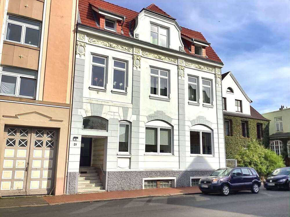 Thumbnail-Haus zum Kaufen in Cuxhaven 472.000,00 € 327 m²