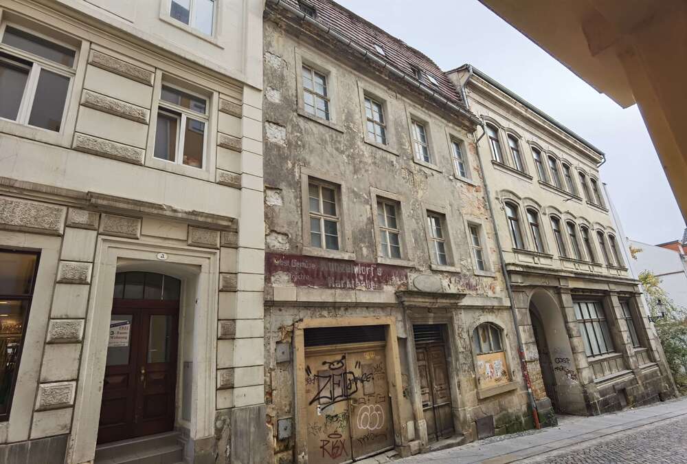 Thumbnail-Haus zum Kaufen in Zittau 20.000,00 € 200 m²
