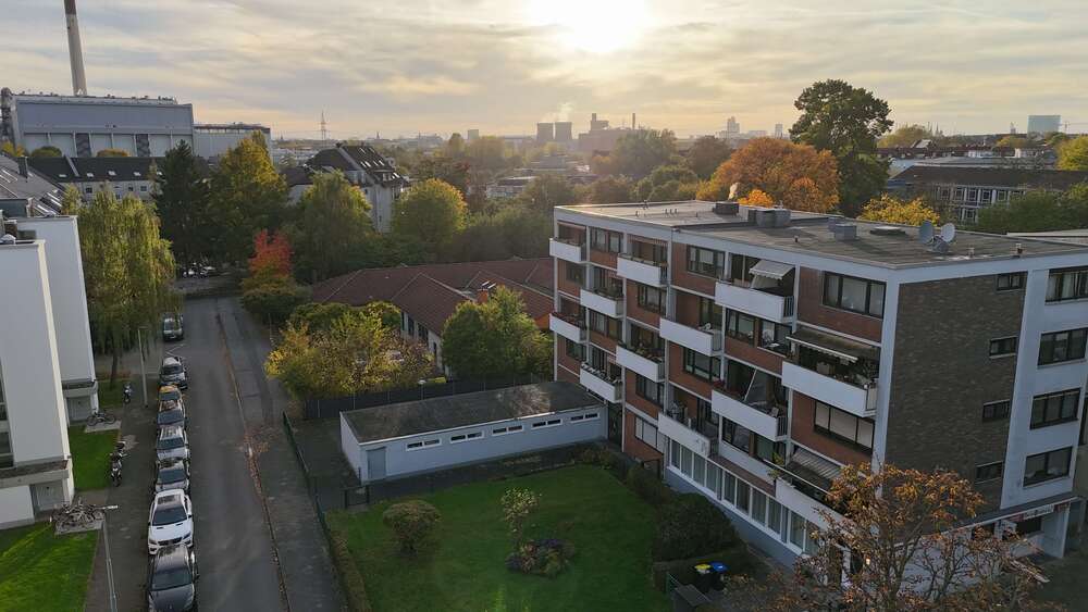 Thumbnail-Wohnung zum Kaufen in Düsseldorf 500.000,00 € 127.56 m²