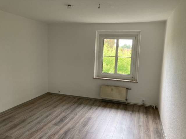 Thumbnail-Wohnung zum Mieten in Rötha 250,00 € 40.8 m²