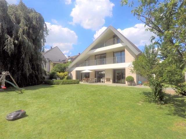 Thumbnail-Haus zum Mieten in Köln 3.950,00 € 250 m²