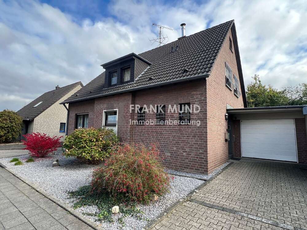 Thumbnail-Haus zum Kaufen in Mönchengladbach-Wickrath 435.000,00 € 124 m²
