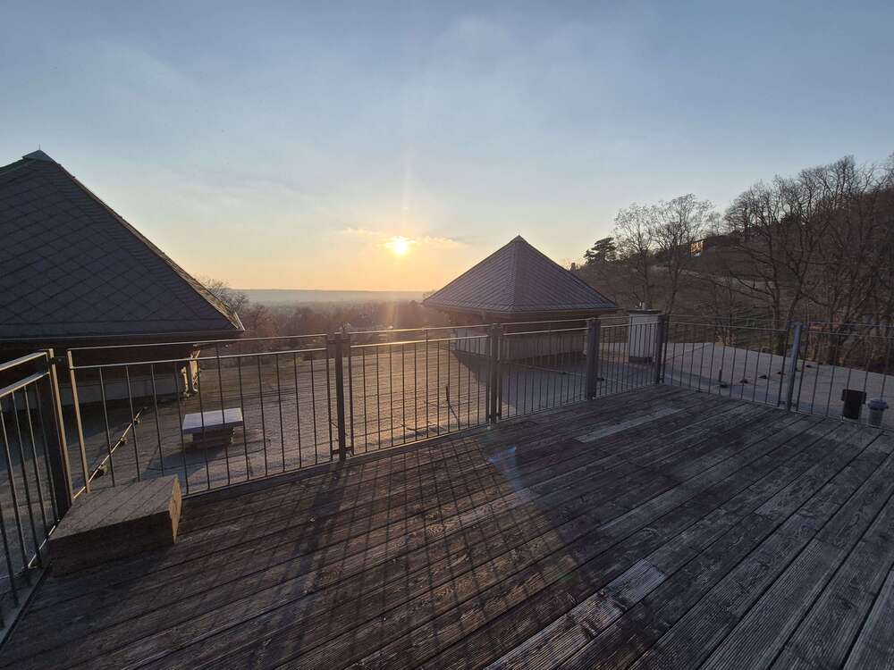 Thumbnail-Wohnung zum Mieten in Radebeul 1.950,00 € 170 m²