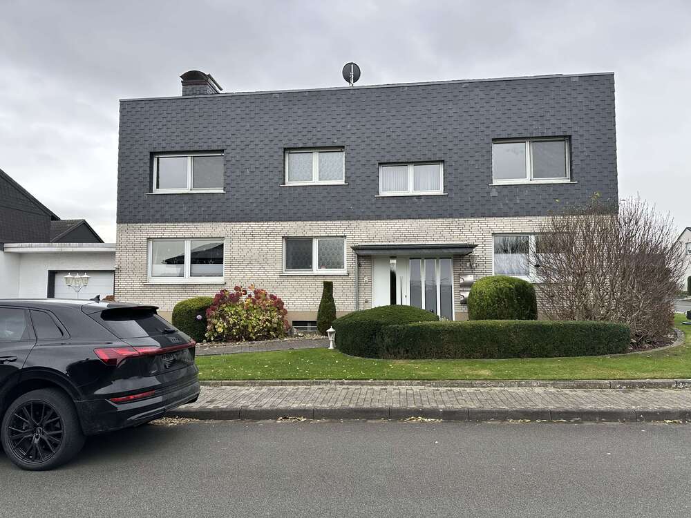 Thumbnail-Wohnung zum Mieten in Erwitte 850,00 € 109 m²