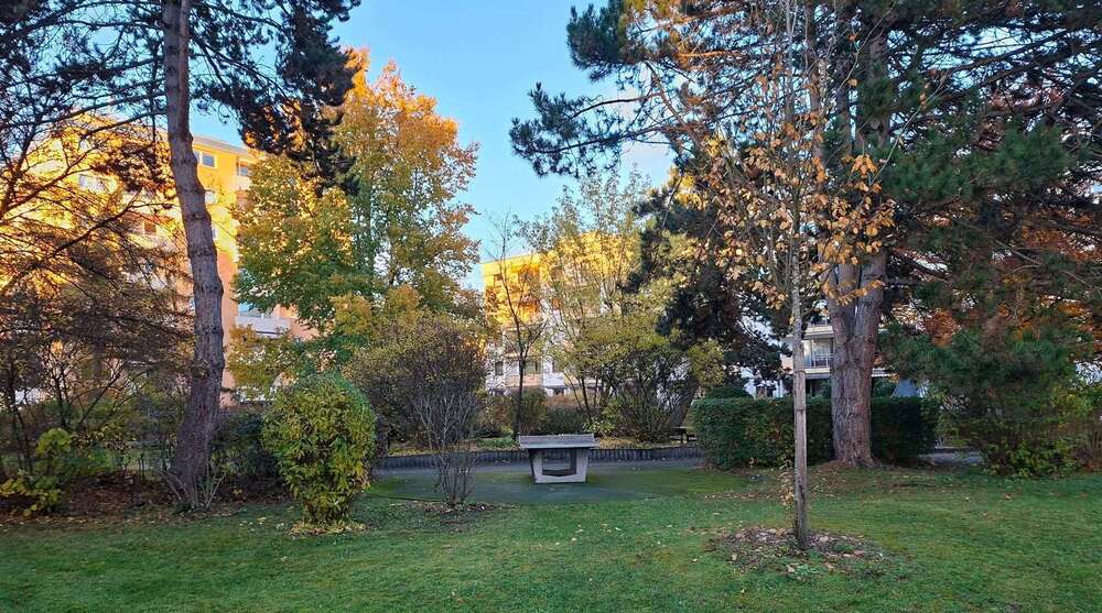 Thumbnail-Wohnung zum Kaufen in München 350.000,00 € 61.06 m²