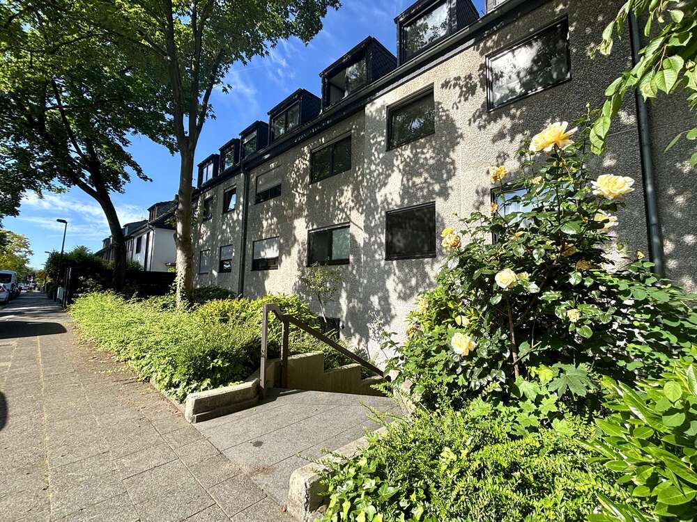 Thumbnail-Wohnung zum Kaufen in Düsseldorf 219.000,00 € 74.76 m²
